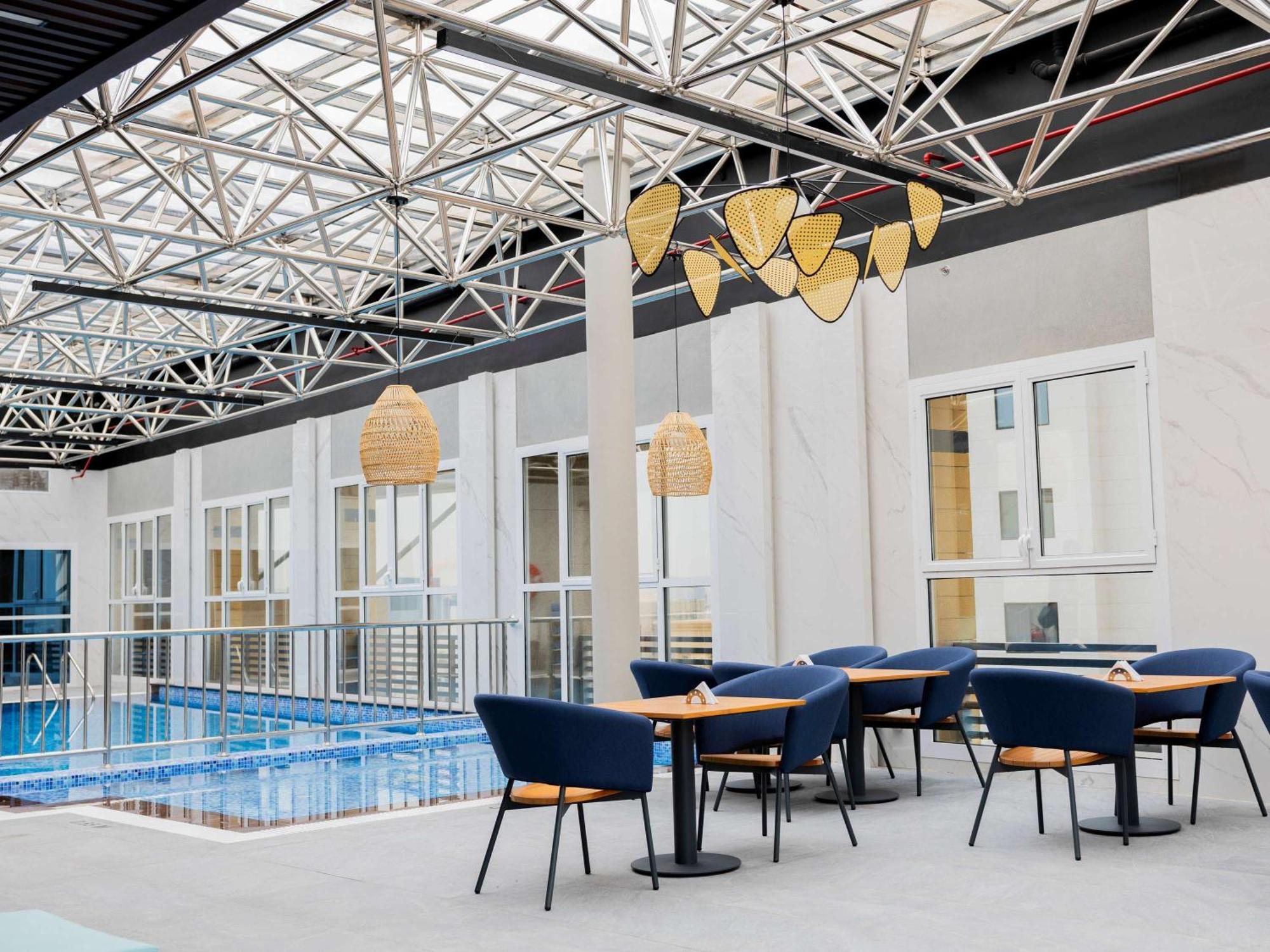 Mercure Riyadh Al Anoud Exterior photo